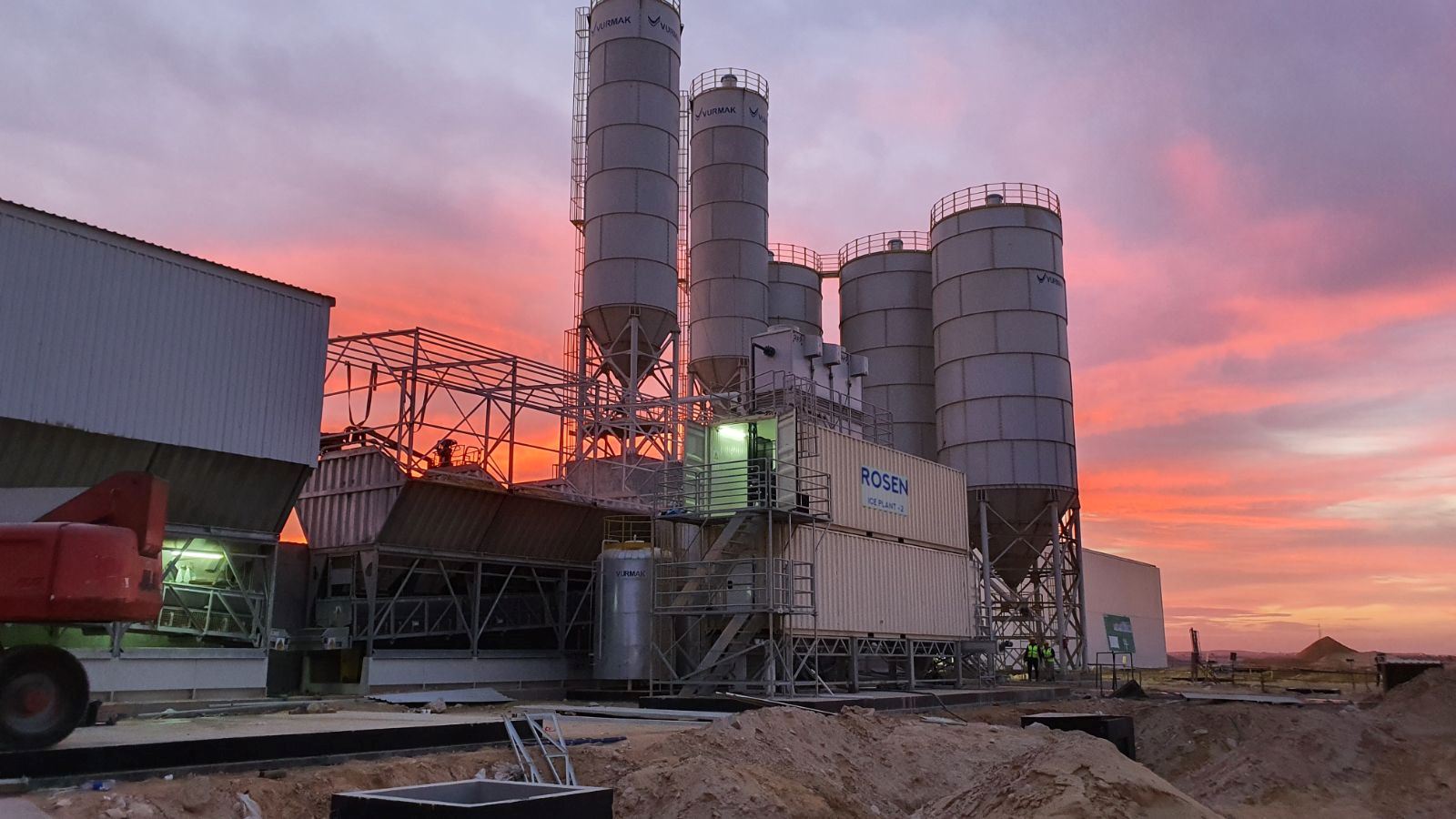 BETON SICAKLIĞINI SOĞUTMA TEKNOLOJİLERİ İLE DÜŞÜRME YÖNTEMLERİ