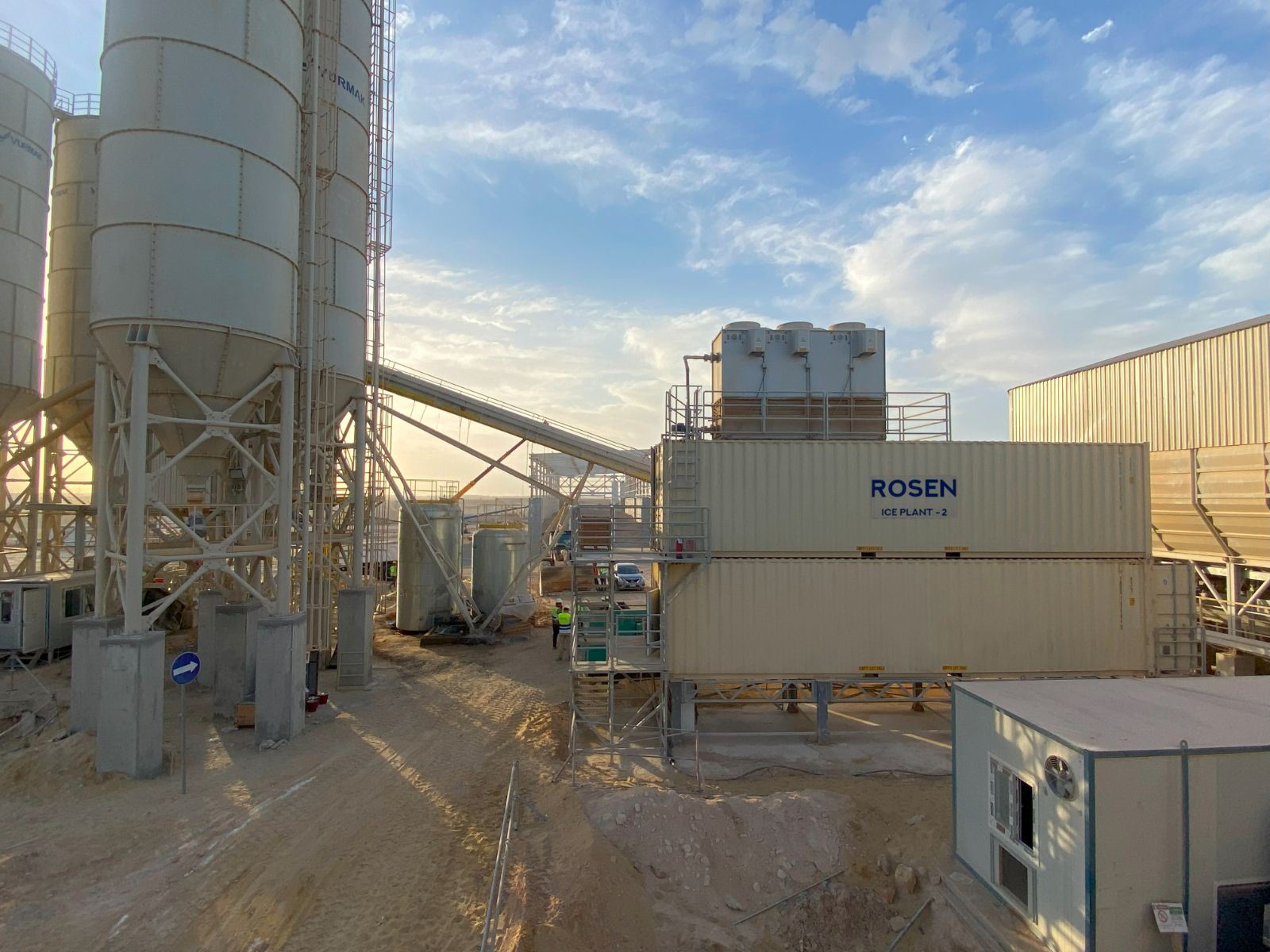 100 m³ Mobile Concrete Batching Plant