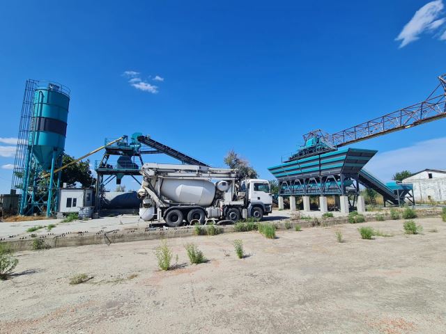 100 m³ Mobile Concrete Batching Plant